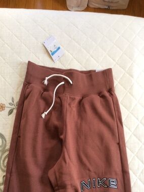 Nike pants